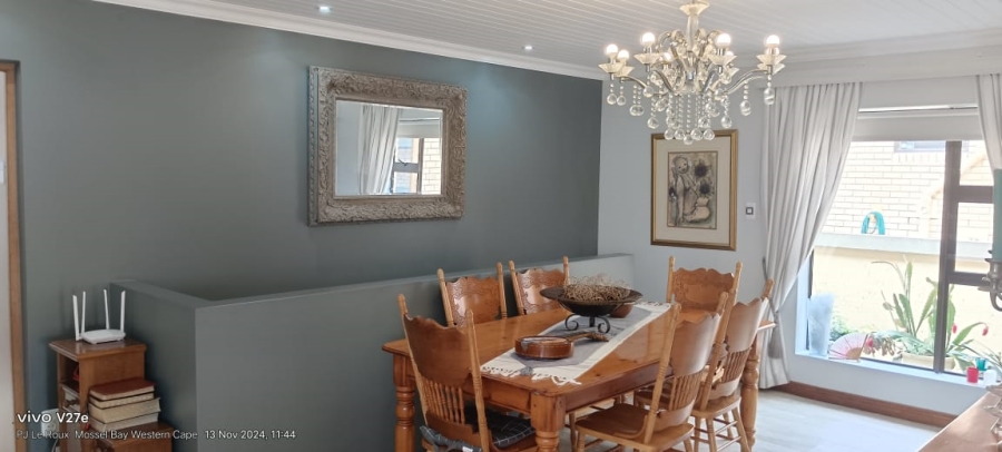 3 Bedroom Property for Sale in Seemeeu Park Western Cape